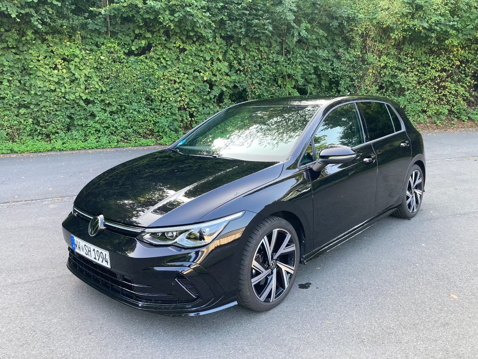 Volkswagen Golf VIII R-Line (DSG, 8x Alu & 5 J. Garantie)